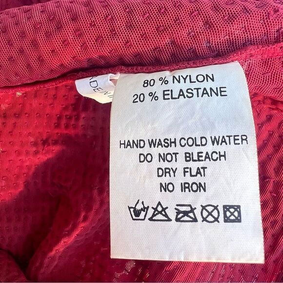 P.A.R.O.S.H Vintage Red Sequins 90’s Tank Top Size S. - Picture 5 of 5